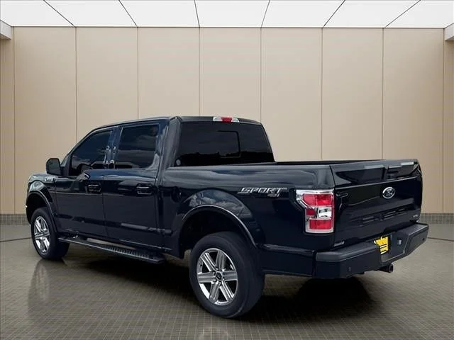 Used 2018 Black Ford XLT image 4