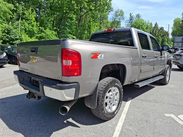 Used 2013 Gray Chevrolet LTZ image 8