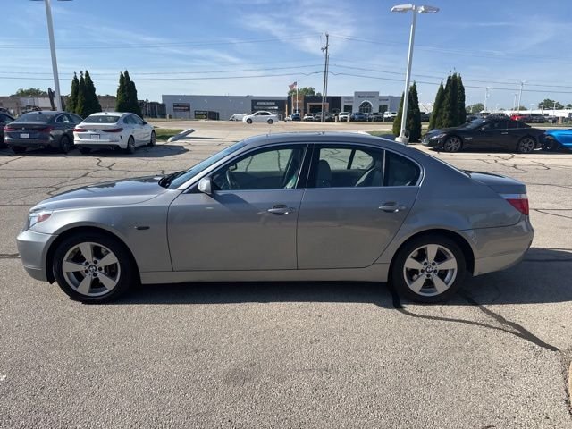 Used 2007  BMW 525xi image 9