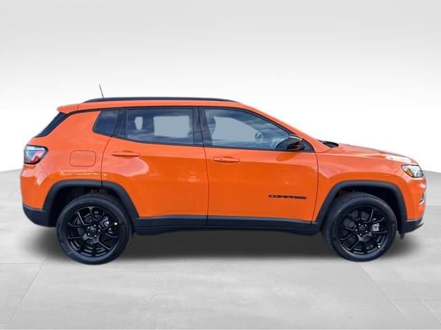 New 2026 Joose Exterior Paint Jeep Latitude Altitude image 8
