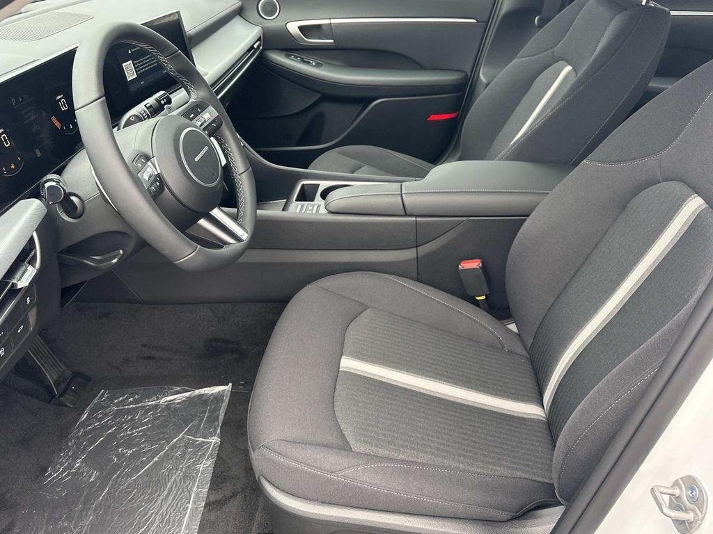 2026 Hyundai Sonata SEL - Photo 13