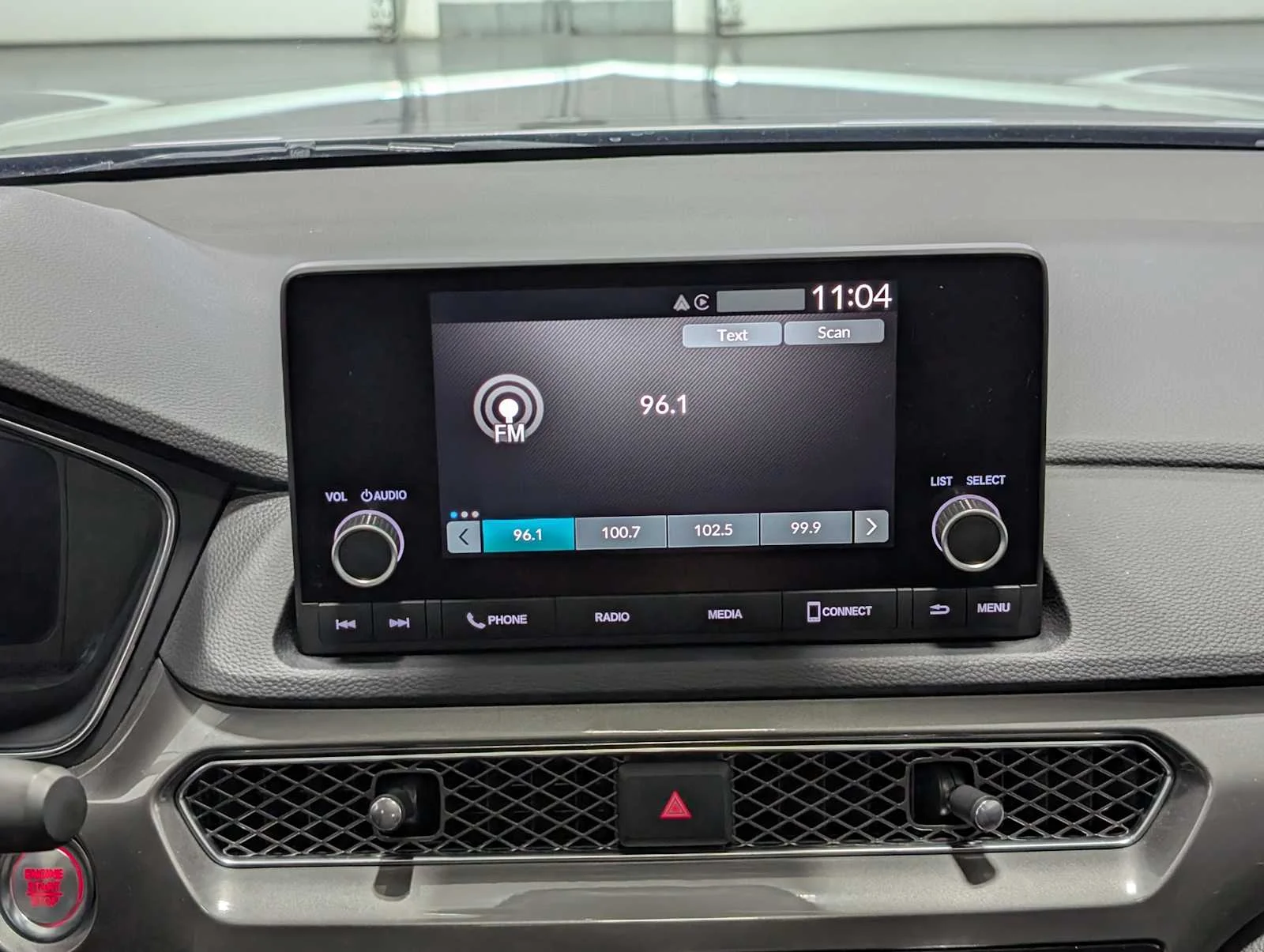 Used 2025 Liquid Carbon Metallic Acura  image 19