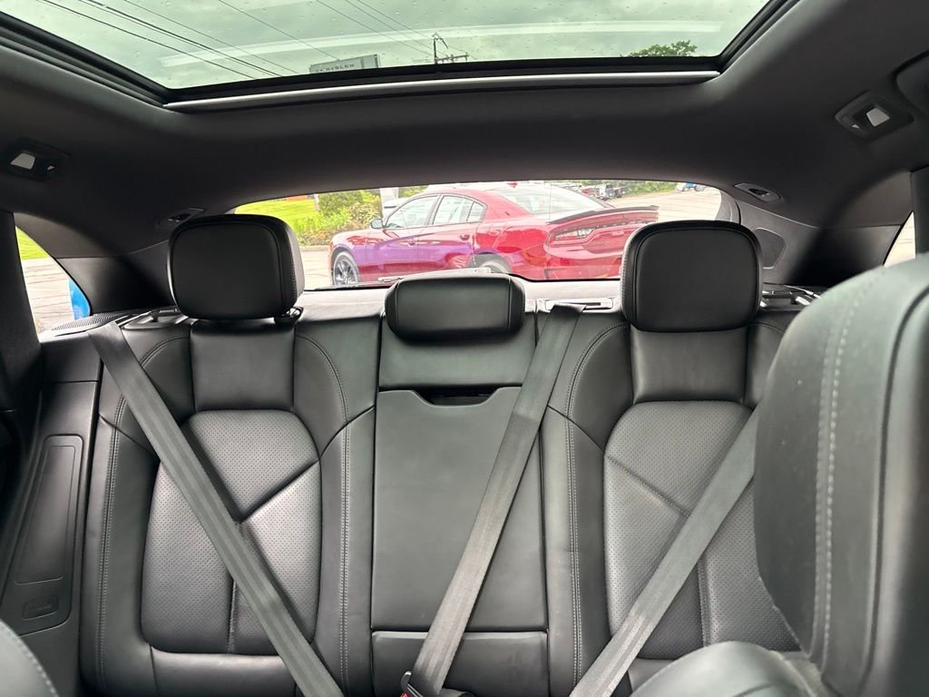 Used 2017 White Porsche Base image 36