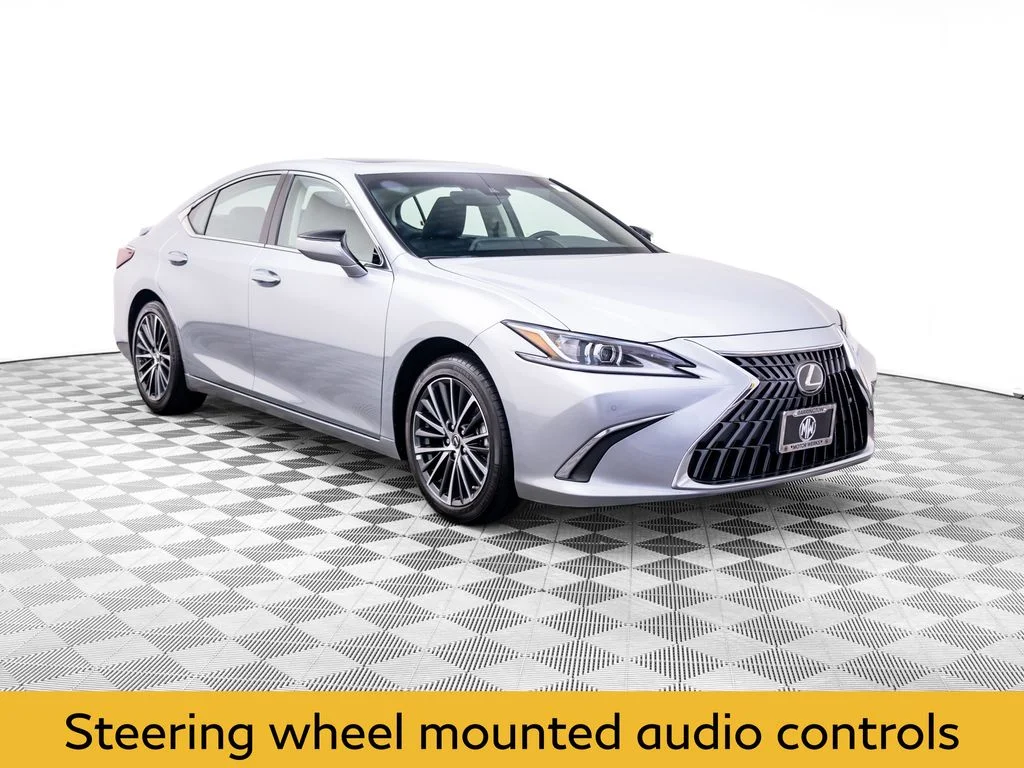 Used 2023 Silver Lexus 300h image 8