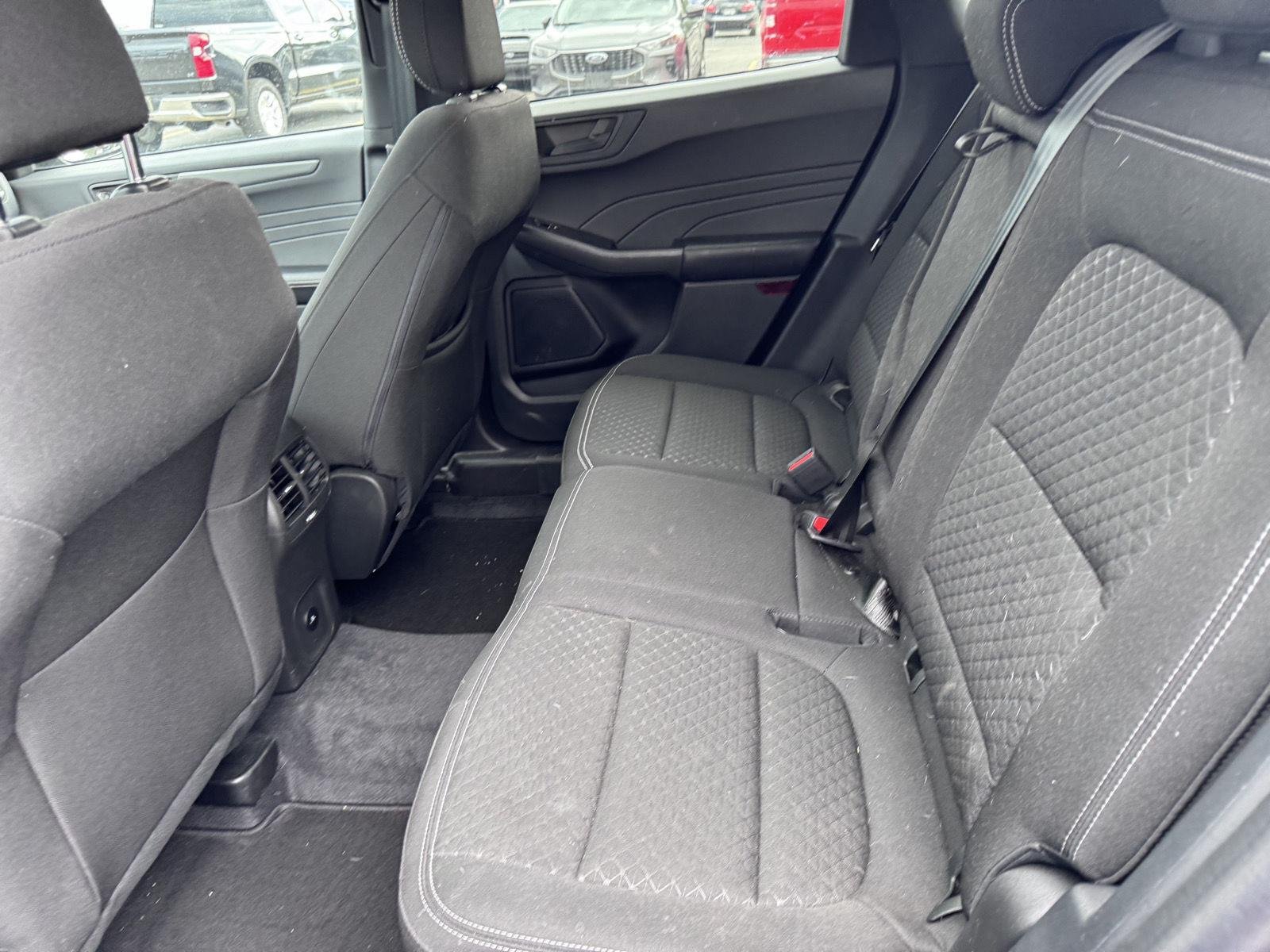 Used 2023 Cinnabar Red Ford Active image 11