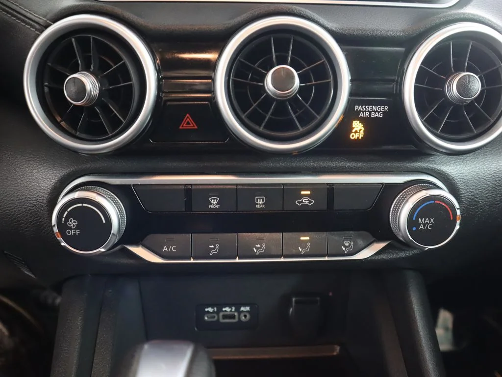 Used 2022 Scarlet Nissan SV image 42