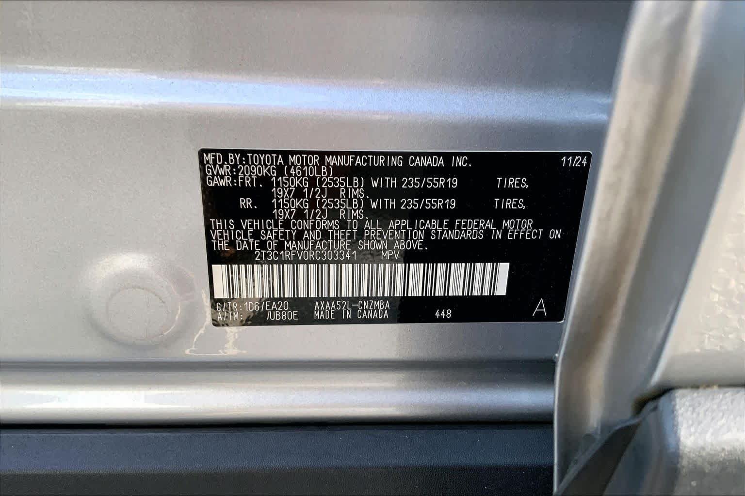 Used 2024 Silver Sky Metallic Toyota XLE Premium image 50