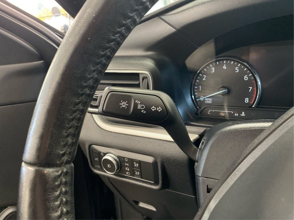 Used 2020 Blue Ford XLT image 17