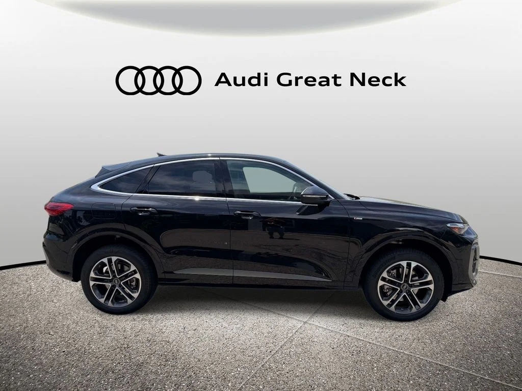 New 2026 Black Audi 2.0T Premium image 29