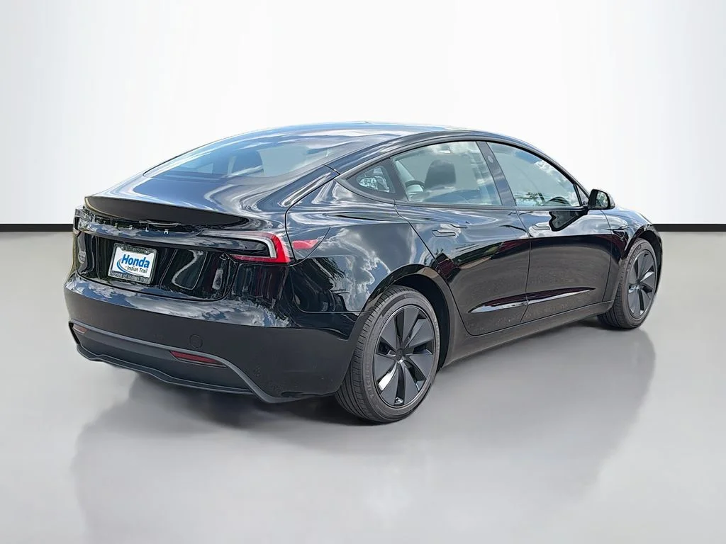 Used 2025 Diamond Black Tesla Long Range image 5