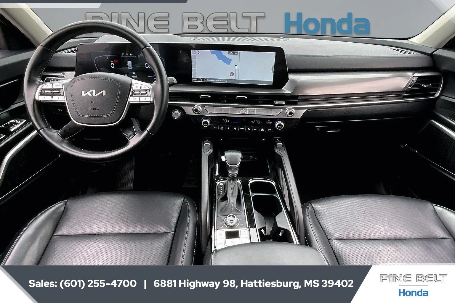 Used 2025 Ebony Black Kia S image 13