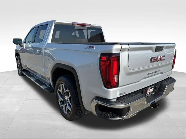 Used 2022 Silver GMC SLT image 5