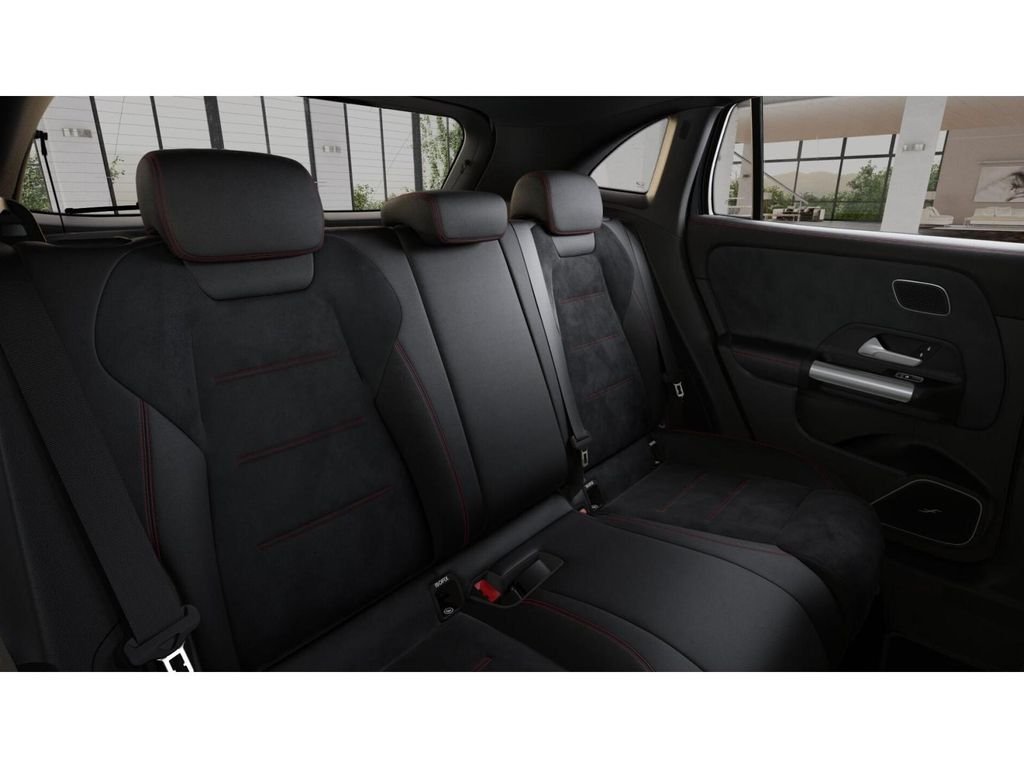 New 2026 Black Mercedes-Benz GLA 250 image 5