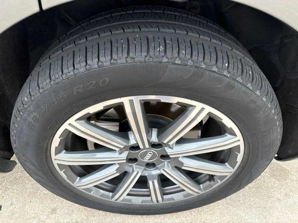 Used 2017 Gray Audi 3.0T Prestige image 5