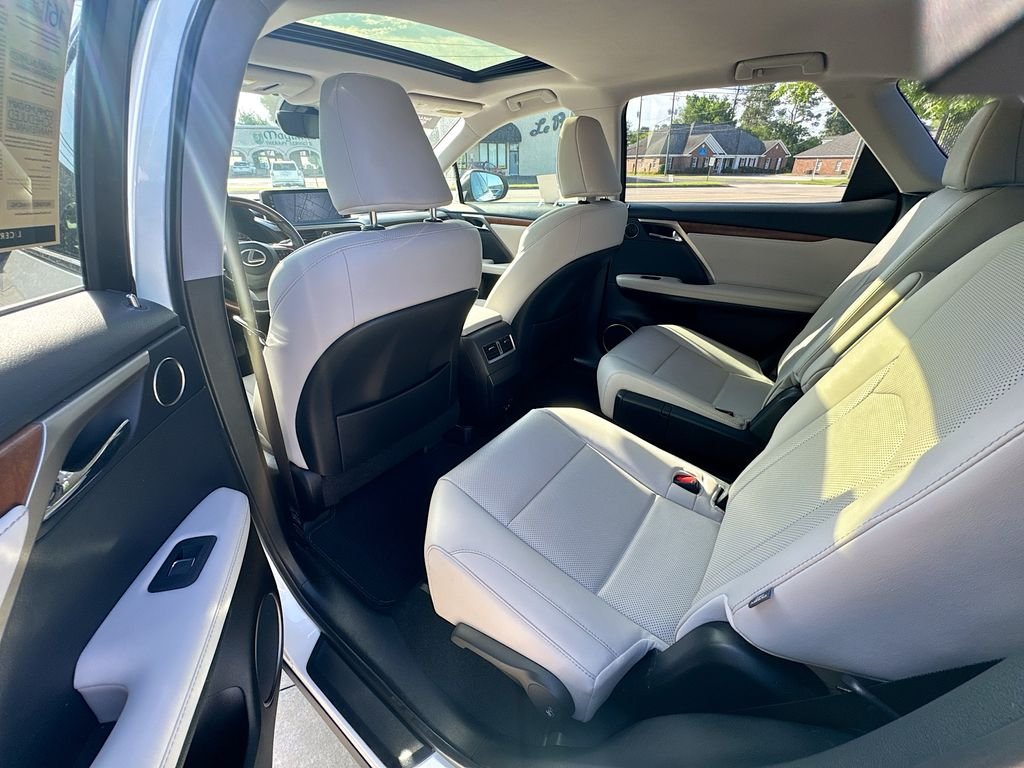 Certified Used 2022 White Lexus 350L image 31