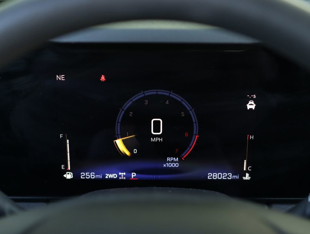 Used 2025 Sterling Gray Metallic Chevrolet LT image 11