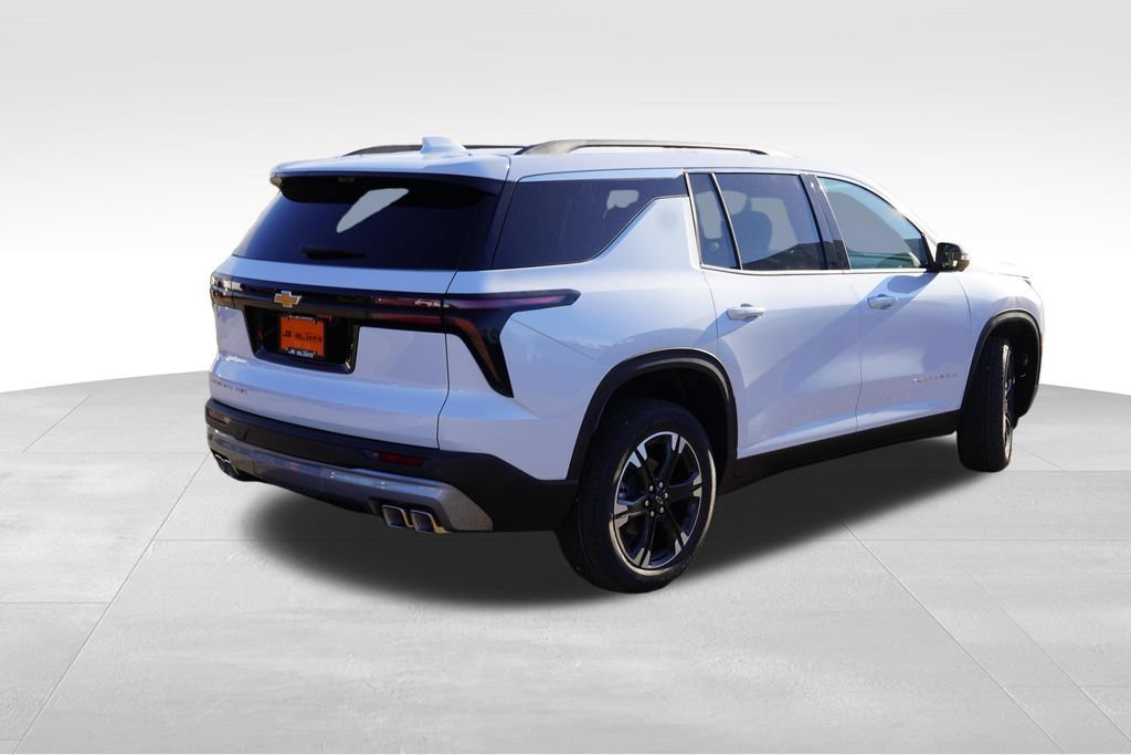 New 2027 Polar White Tricoat Chevrolet LT image 3