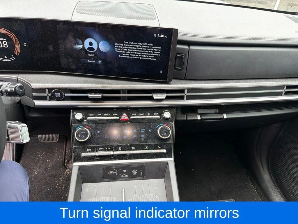 Used 2025 White Hyundai SEL image 8