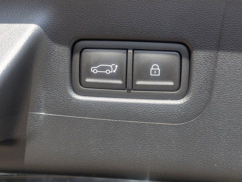New 2026 Black Hyundai SE FWD image 13