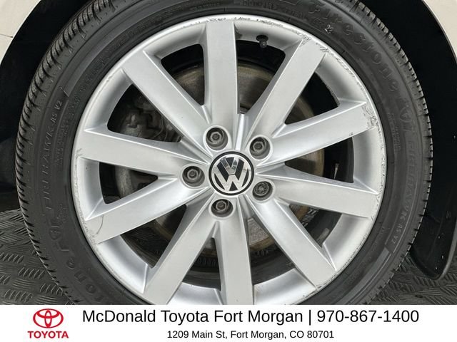 Used 2013 Silver Volkswagen 2.0L TDI image 10