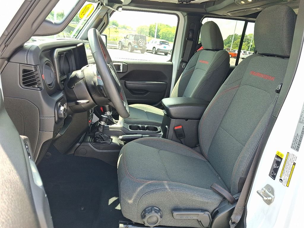 Used 2024 White Jeep Rubicon image 14