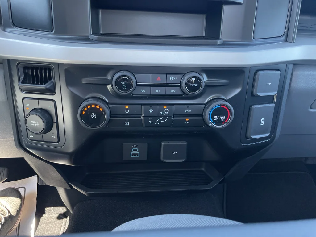 2026 Ford F-350 Super Duty XL - Photo 19