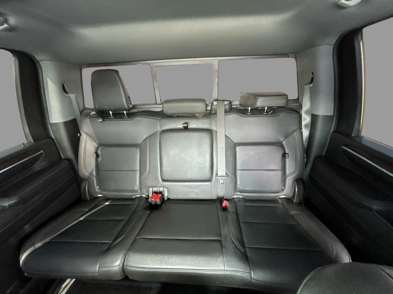 Used 2024 Summit White GMC SLT image 30