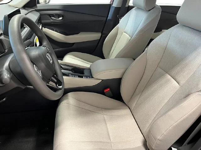 New 2026 Platinum White Pearl Honda LX image 13