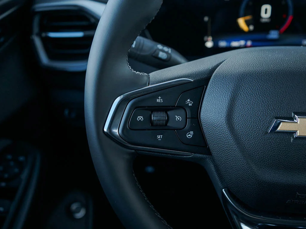 New 2026 Mosaic Black Metallic Chevrolet LT image 20