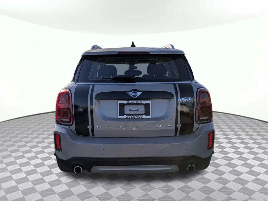 Certified Used 2024 Gray Metallic MINI Signature image 3