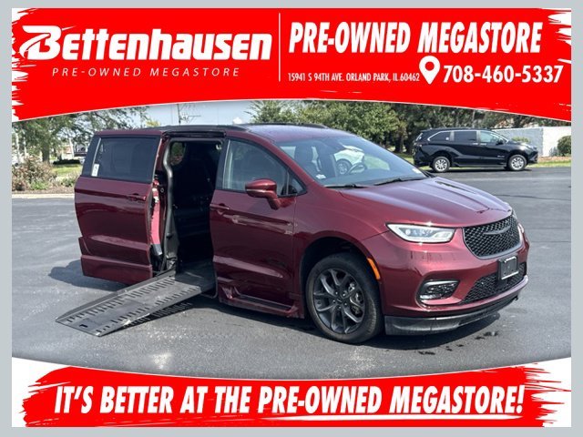 2021 Chrysler Pacifica Touring L