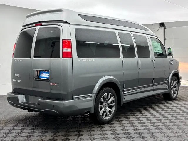 New 2026 Quicksilver Metallic GMC Explorer Limited SE image 8