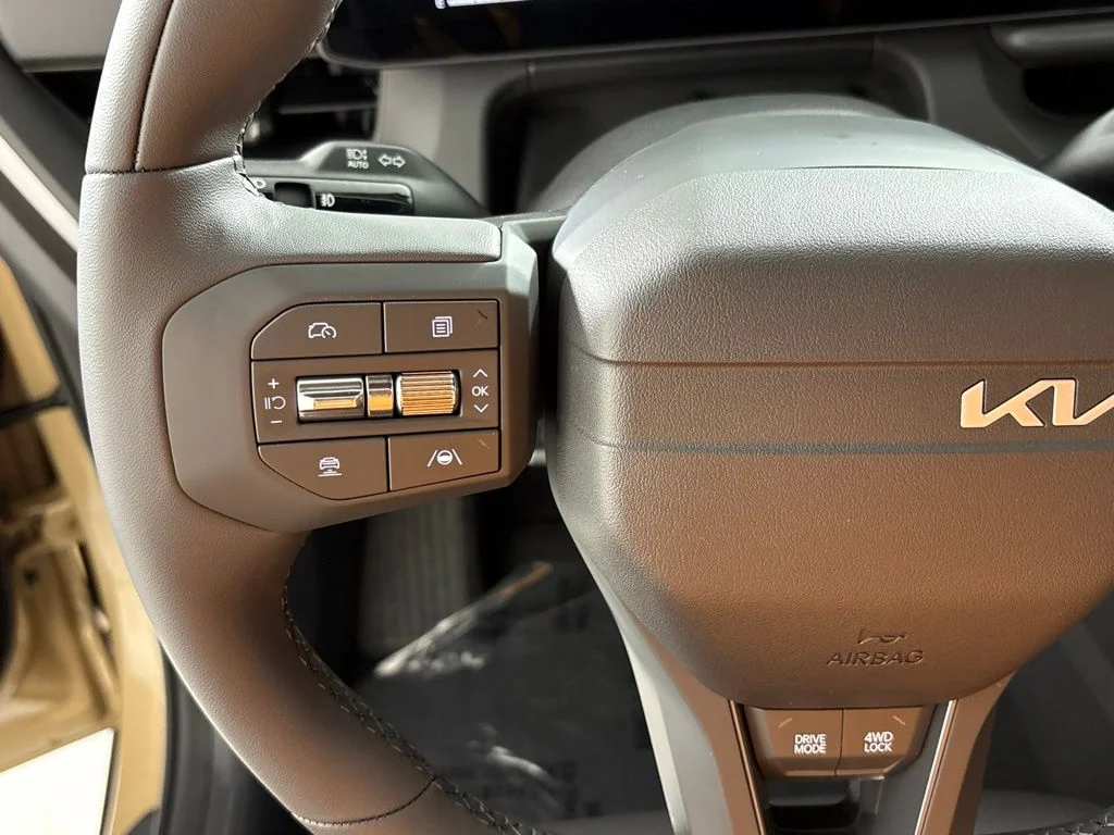 New 2027 Terrain Brown / Black Roof Kia X-Line S image 29