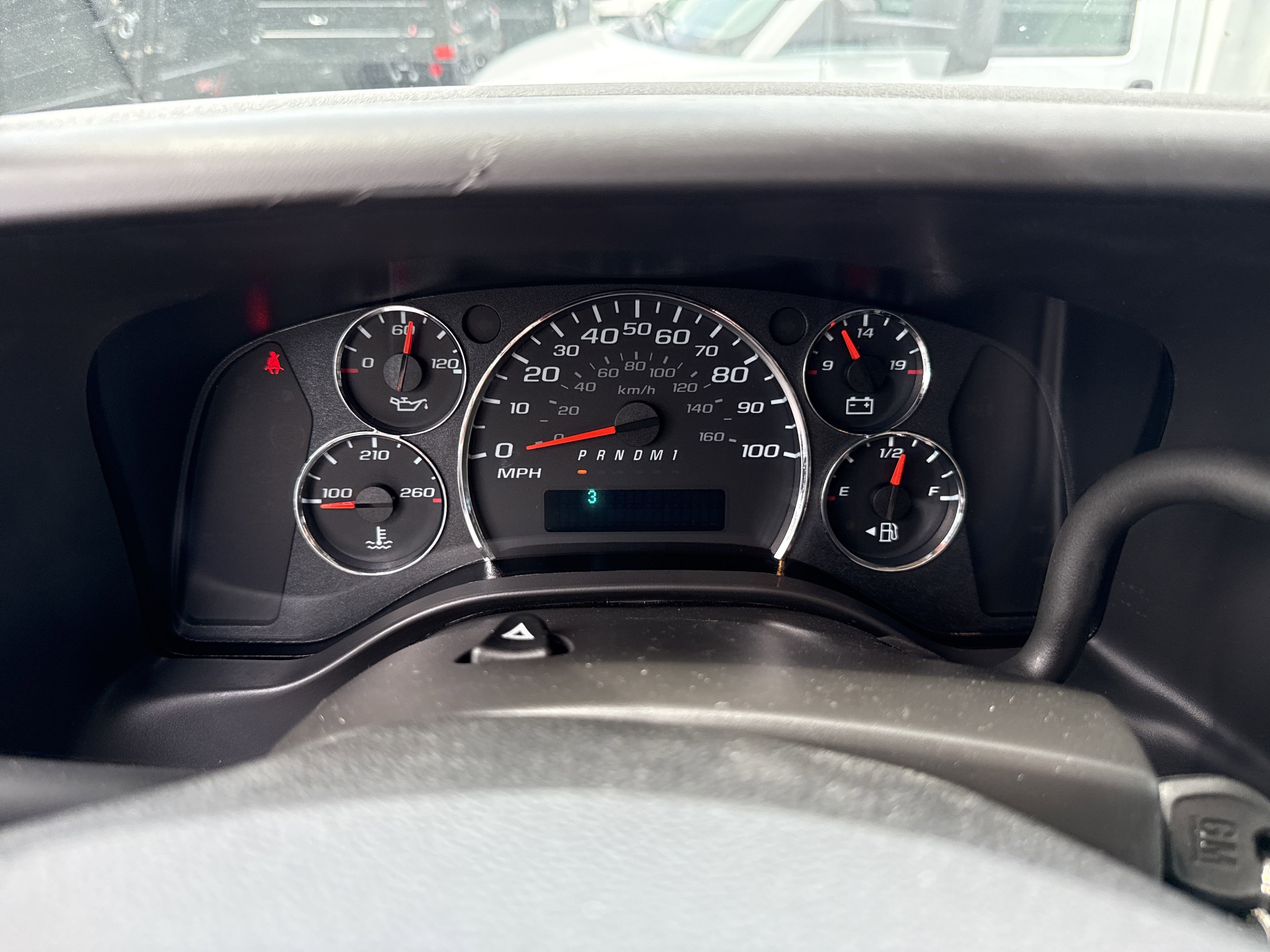 2025 Chevrolet Express Cargo Work Van - Photo 16