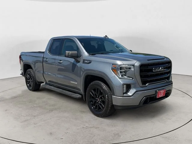 Used 2020 Gray GMC Elevation image 8