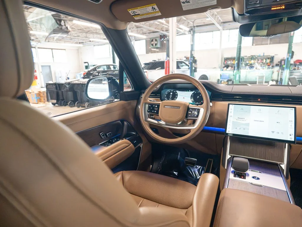 Used 2025 Gray Land Rover SE image 18