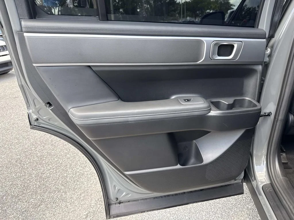 2025 Hyundai Santa Fe XRT - Photo 13