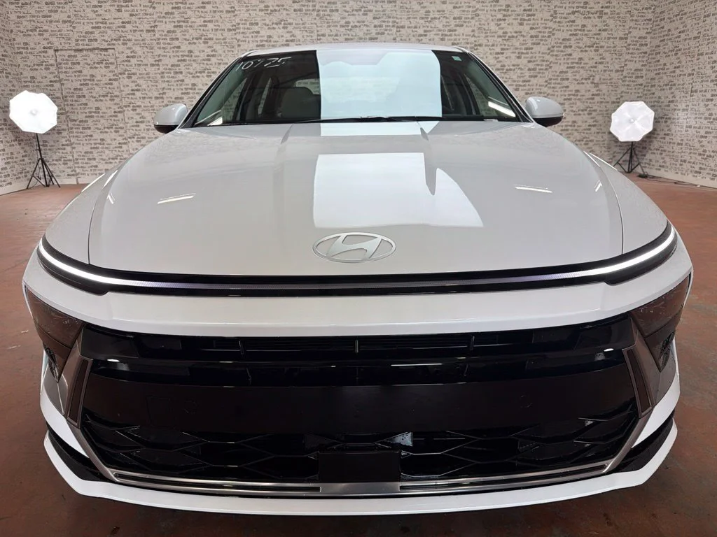 New 2027 Serenity White Hyundai SEL Sport image 2