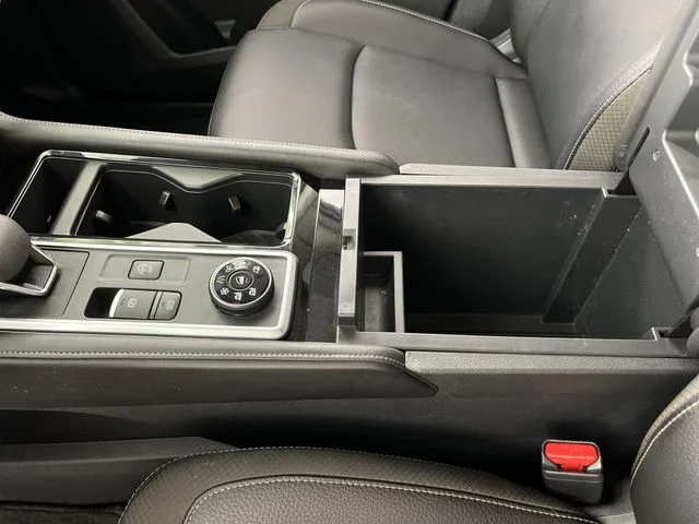 Used 2025 Black Nissan SL image 22