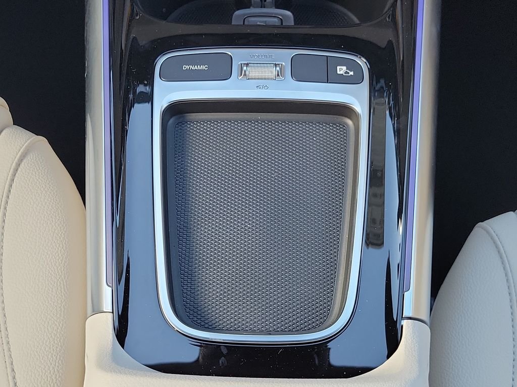 New 2026 Polar White Mercedes-Benz GLA 250 image 15