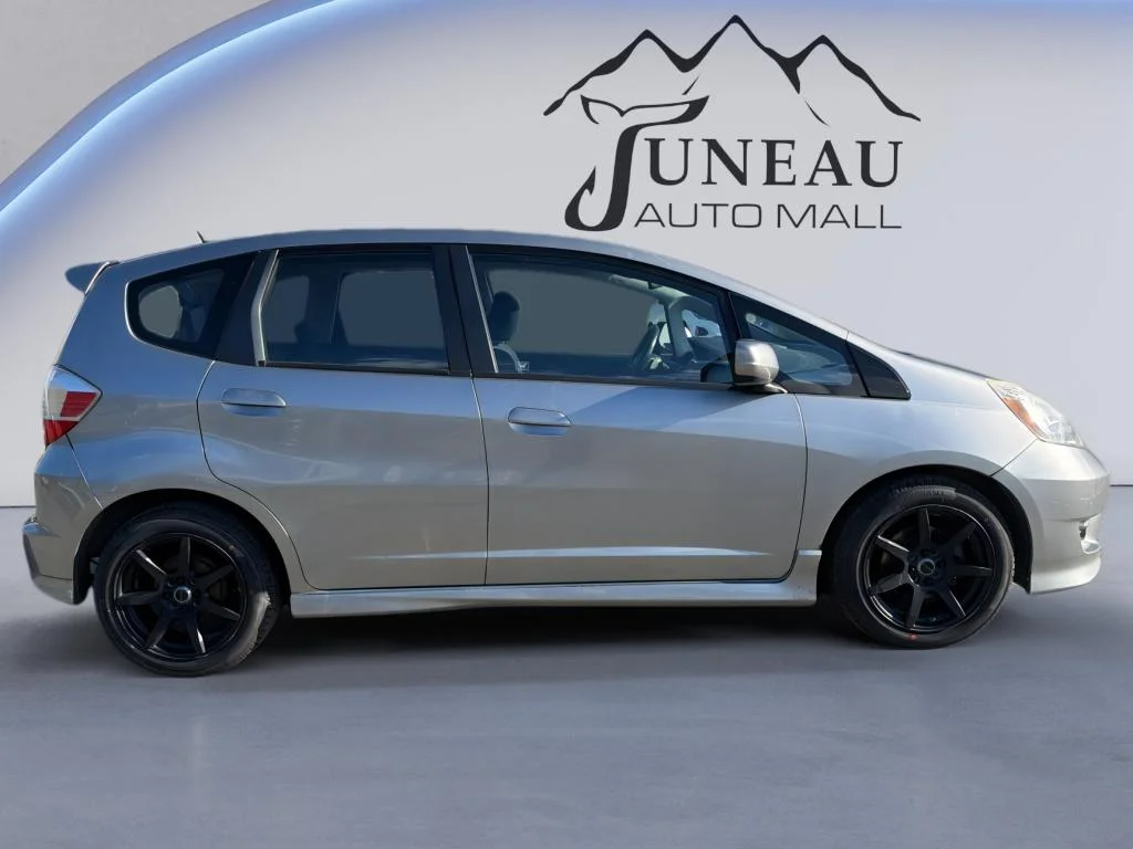 Used 2009 Silver Honda Sport image 2