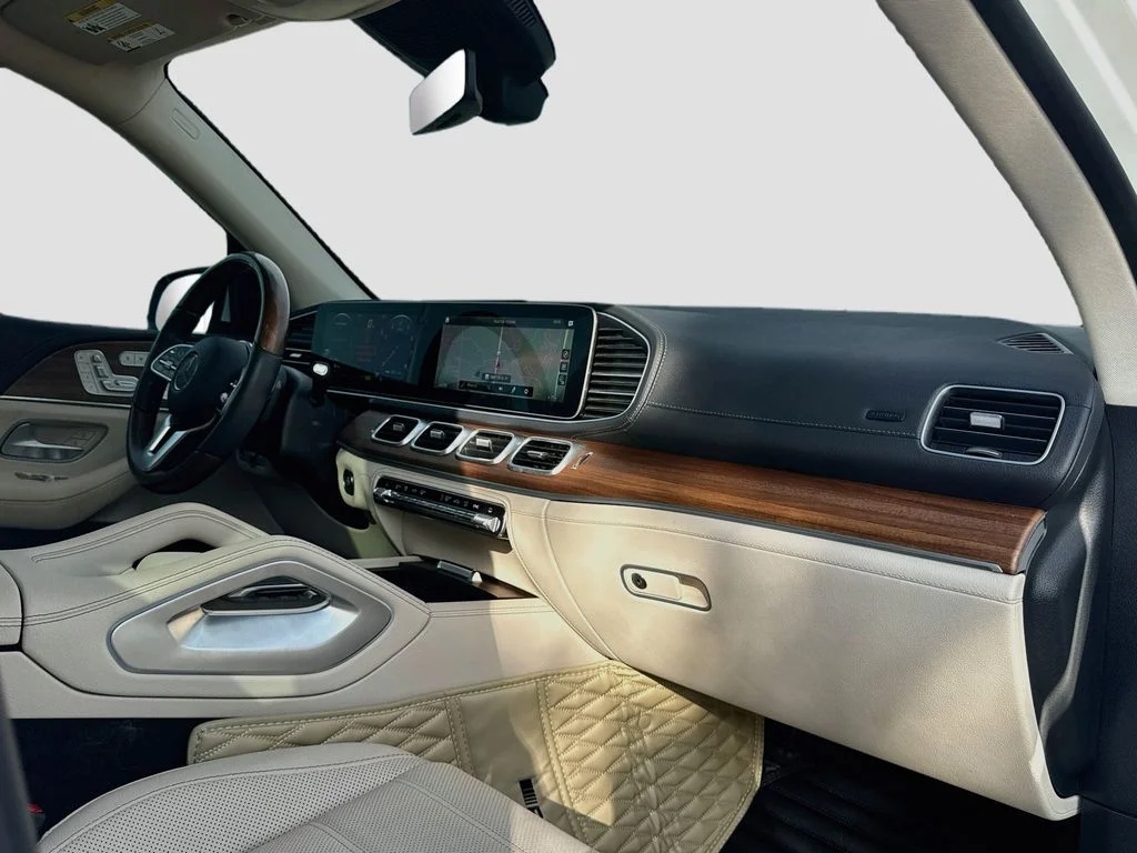 Used 2023  Mercedes-Benz GLE 580 image 37
