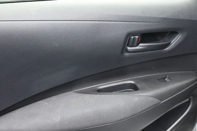 Used 2022 Silver Toyota LE image 9