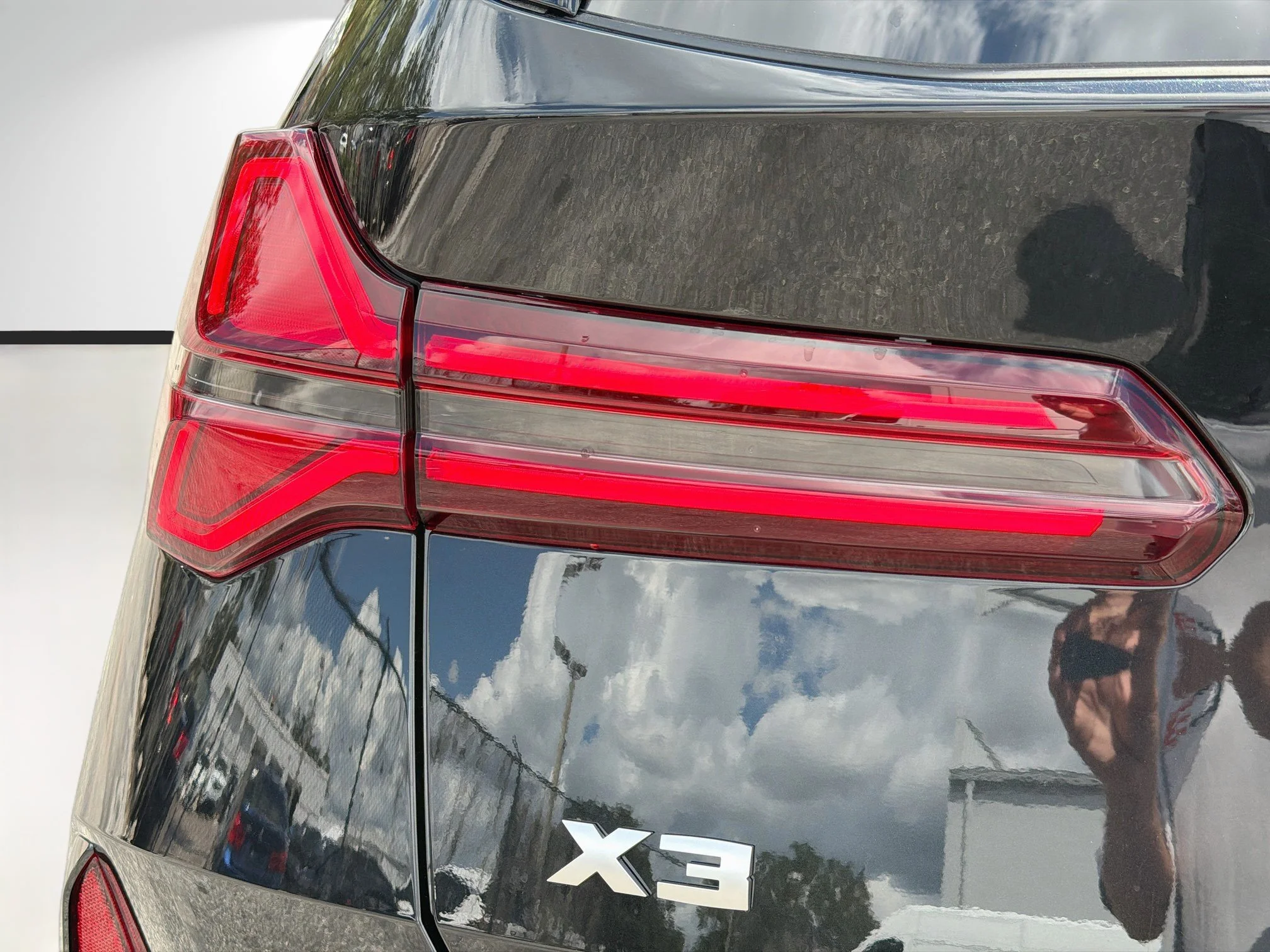 New 2026 Black Sapphire Metallic BMW M50 xDrive image 10