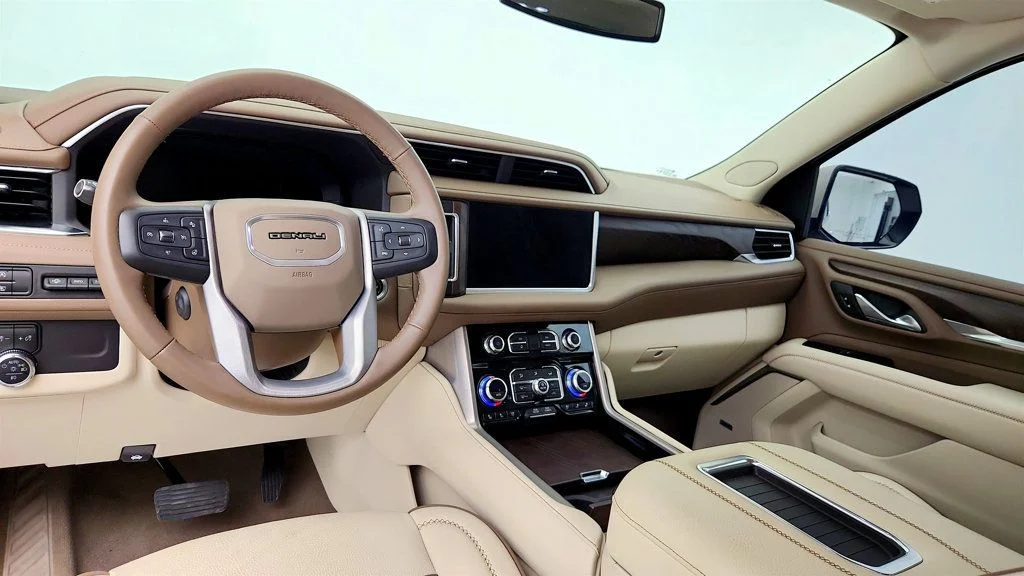 Used 2024 Pearl Beige Metallic GMC 4WD 4dr Denali w/ 22