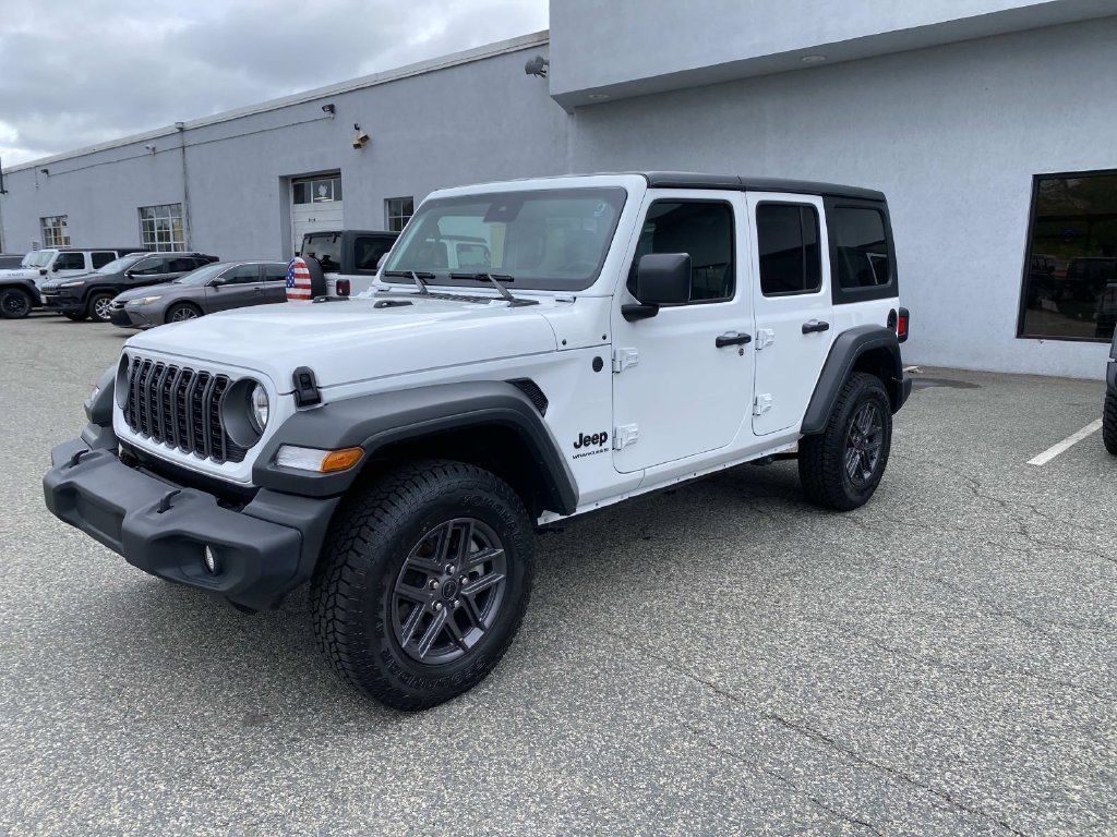 Certified Used 2025 White Jeep Sport S image 4