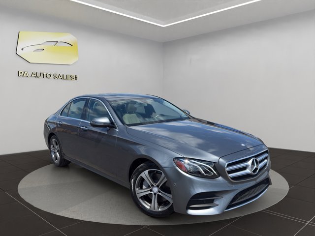 2017 Mercedes-Benz E-Class E300 4MATIC's photo