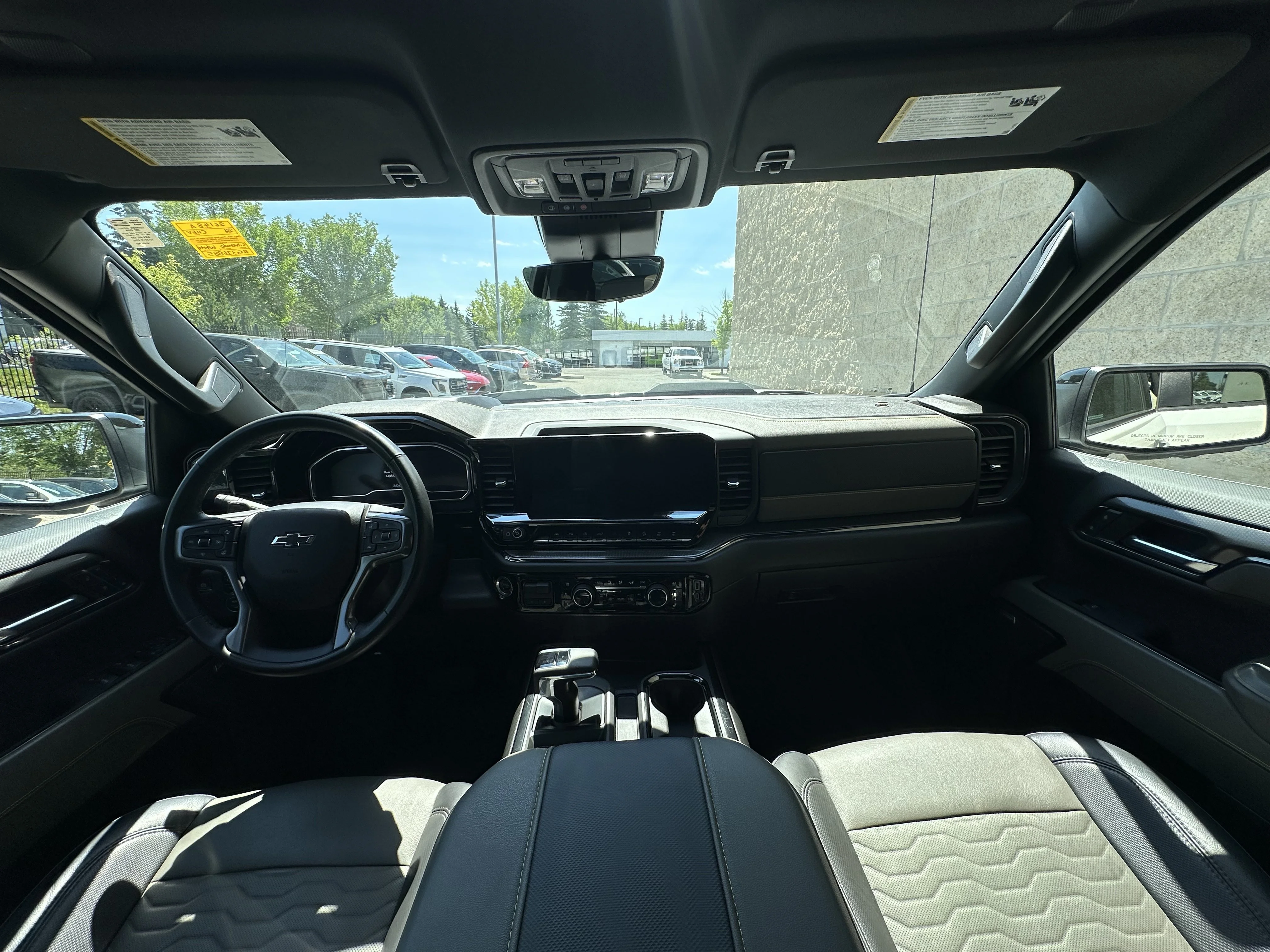 Certified Used 2024  Chevrolet ZR2 image 19