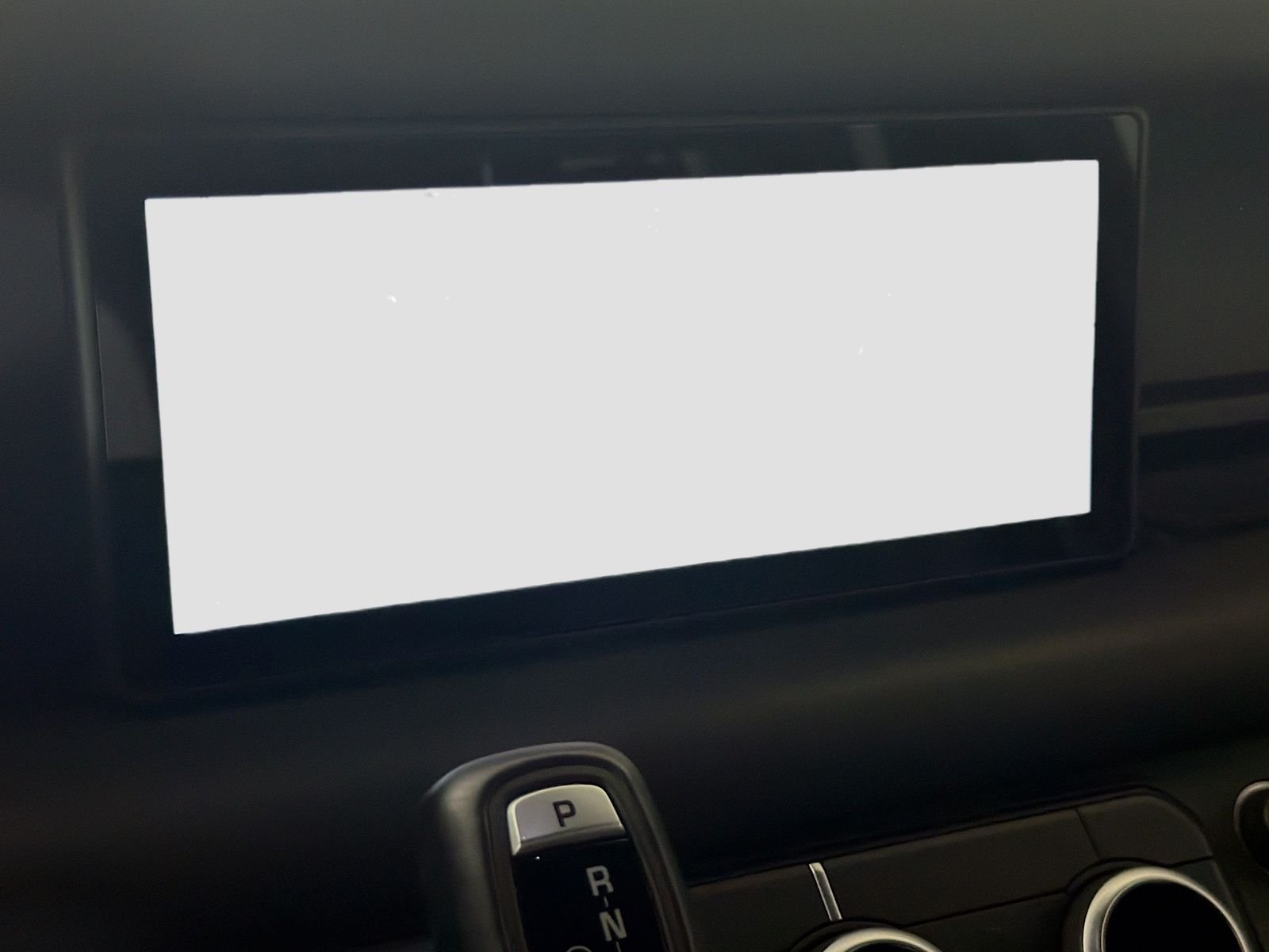 Used 2024 Fuji White Land Rover X-Dynamic SE image 20