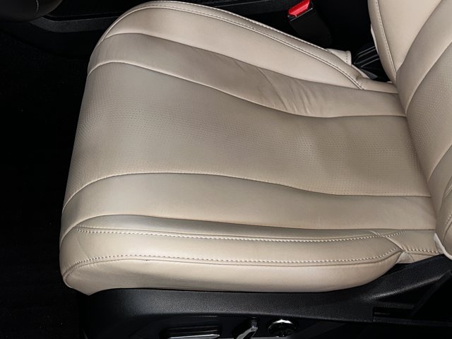 Certified Used 2026 Platinum White Pearl Acura with Technology Package image 9